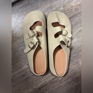 Women’s size 10 mule loafer